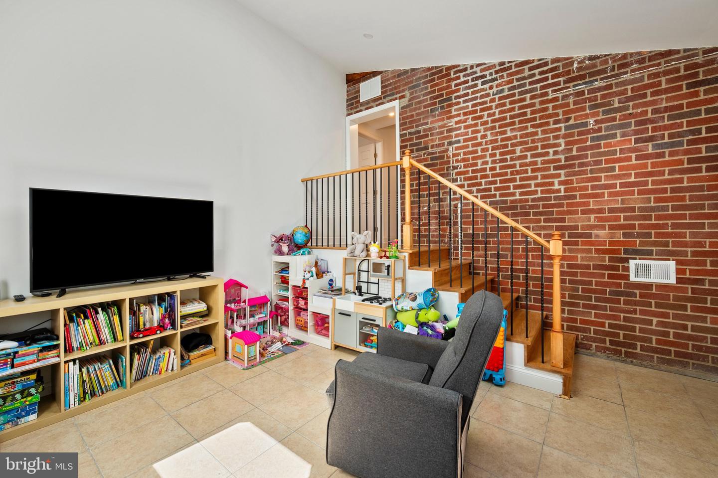 708 Hankin St Property Photo 21