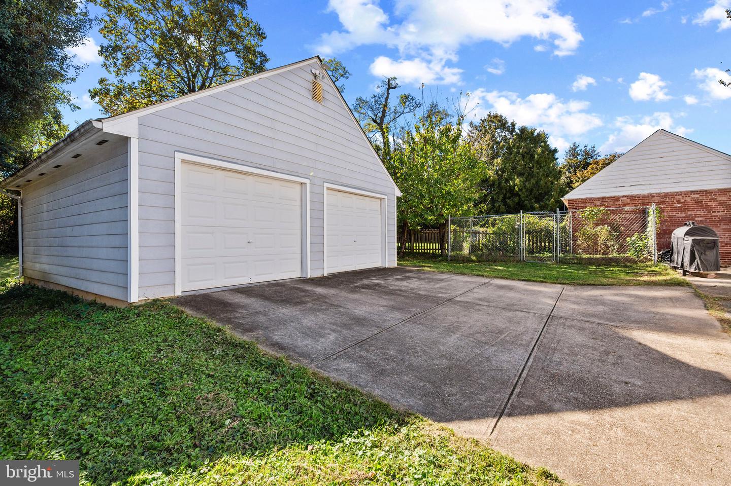 708 Hankin St Property Photo 28