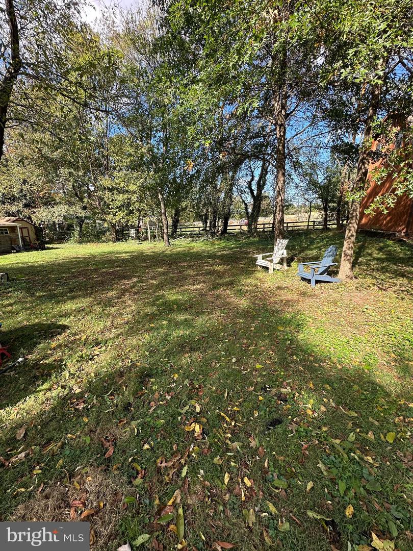 18524 Beallsville Rd Property Photo 6