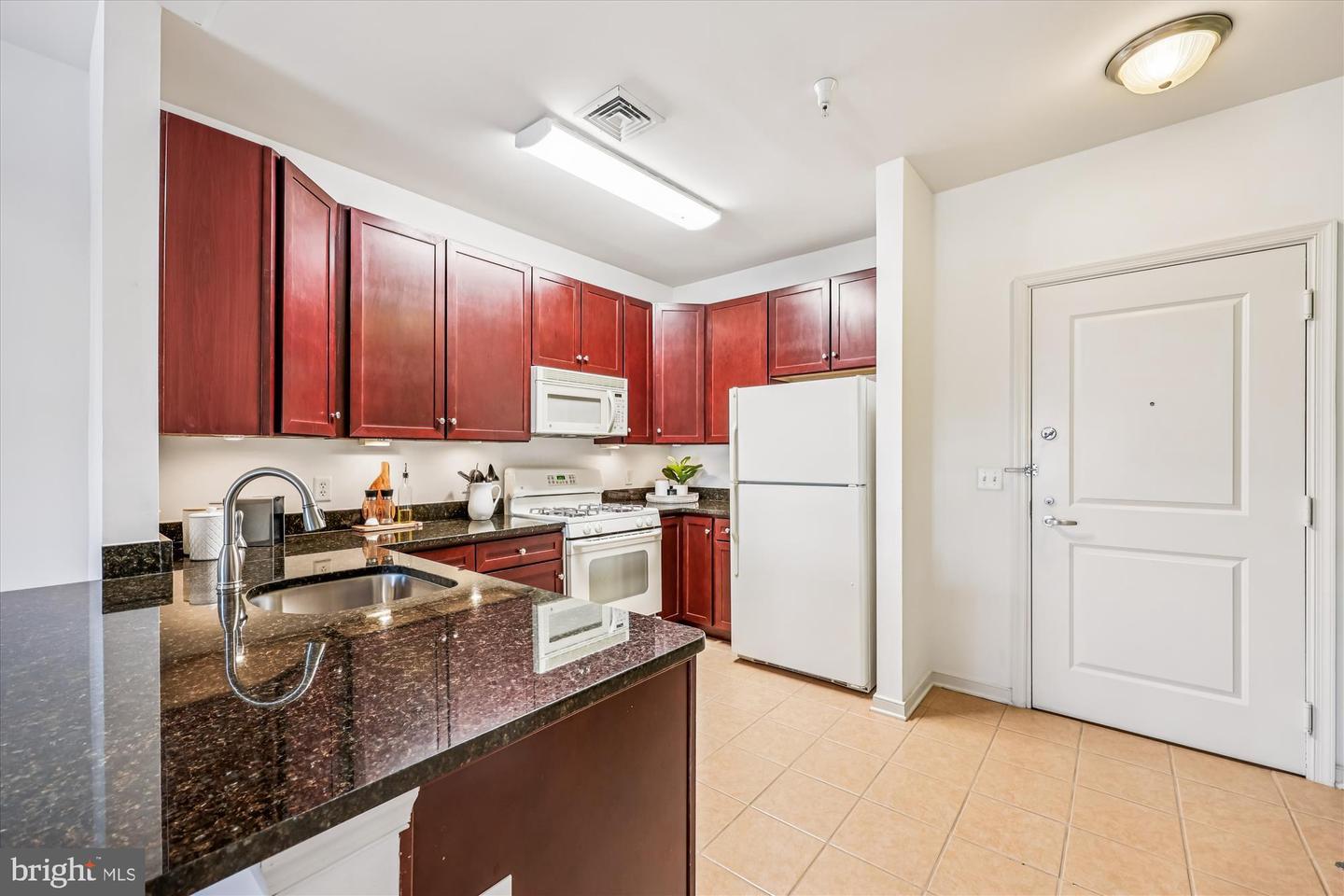 8045 Newell St #215 Property Photo 14