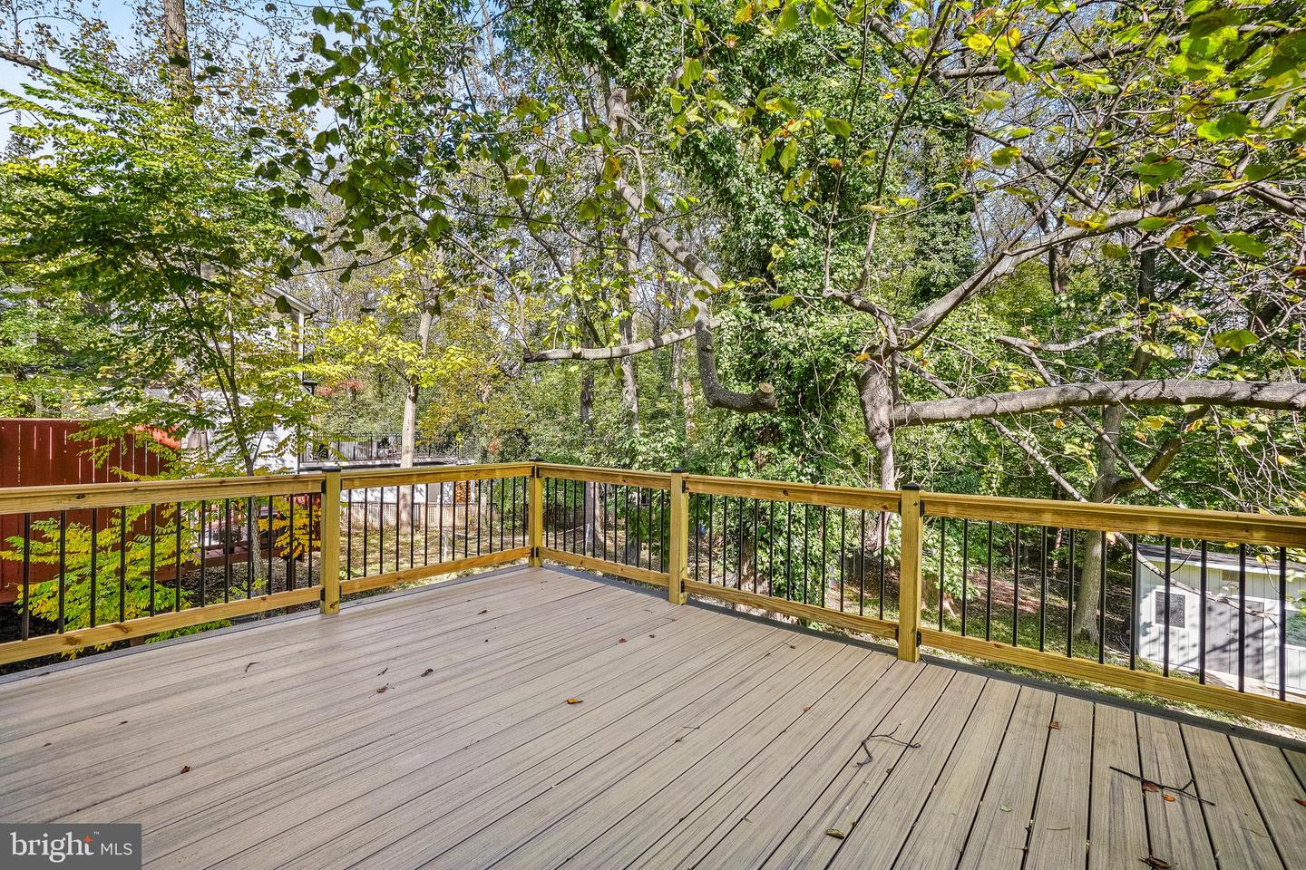 110 Geneva Property Photo 13