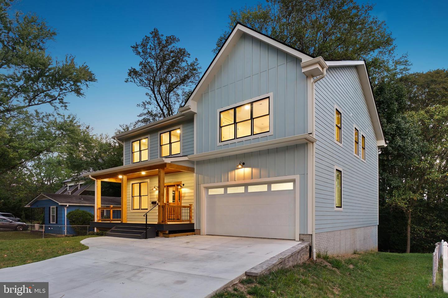 110 Geneva Property Photo 53