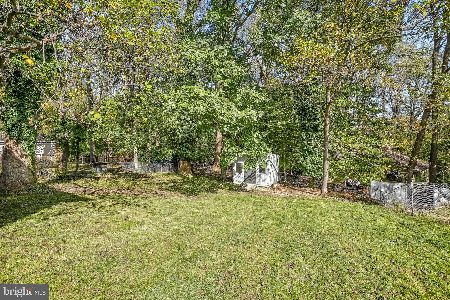 110 Geneva Property Photo 58