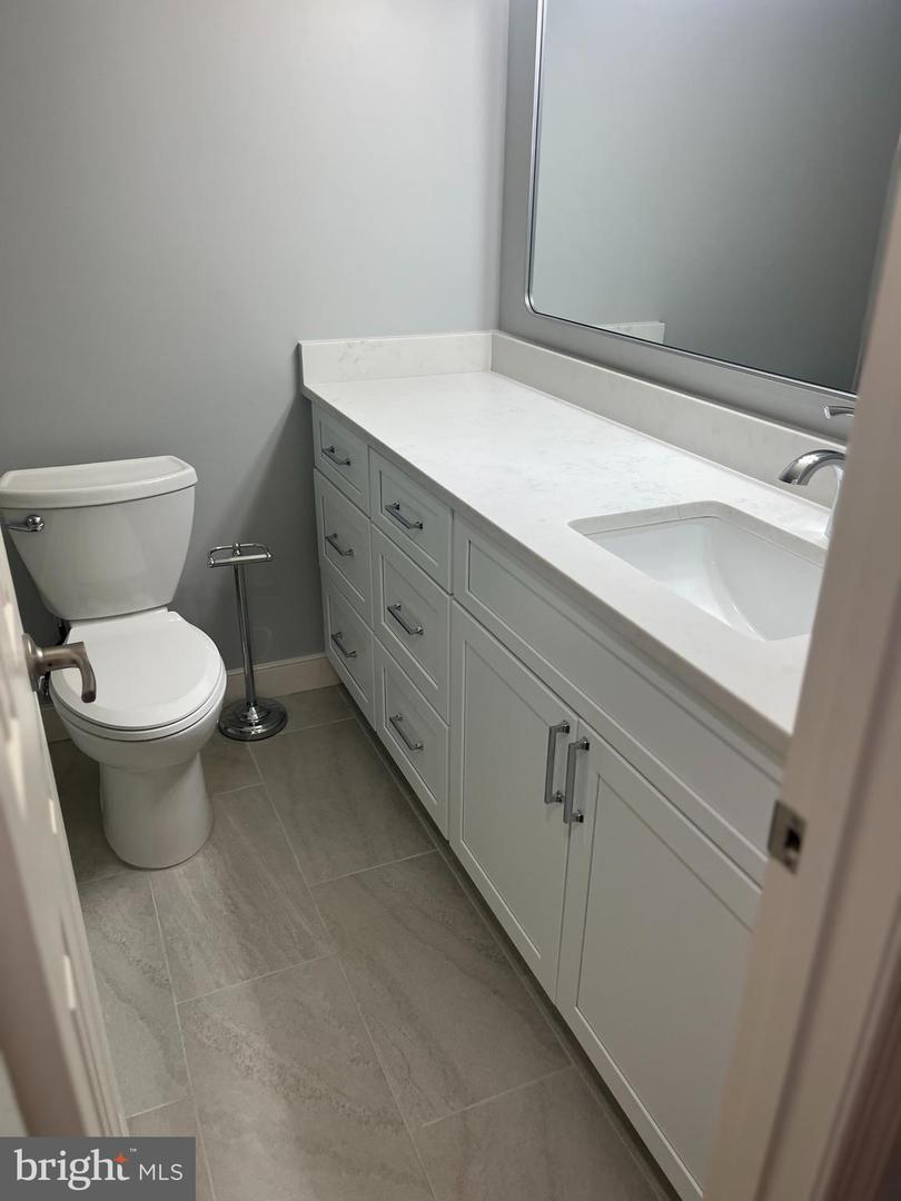 11430 Strand Dr #110 Property Photo 19