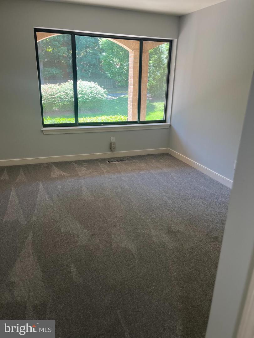 11430 Strand Dr #110 Property Photo 25