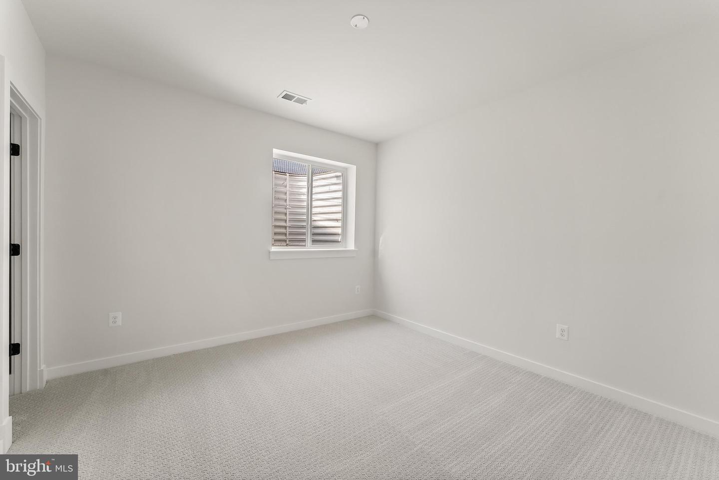 17403 Fyffe Rd Property Photo 31