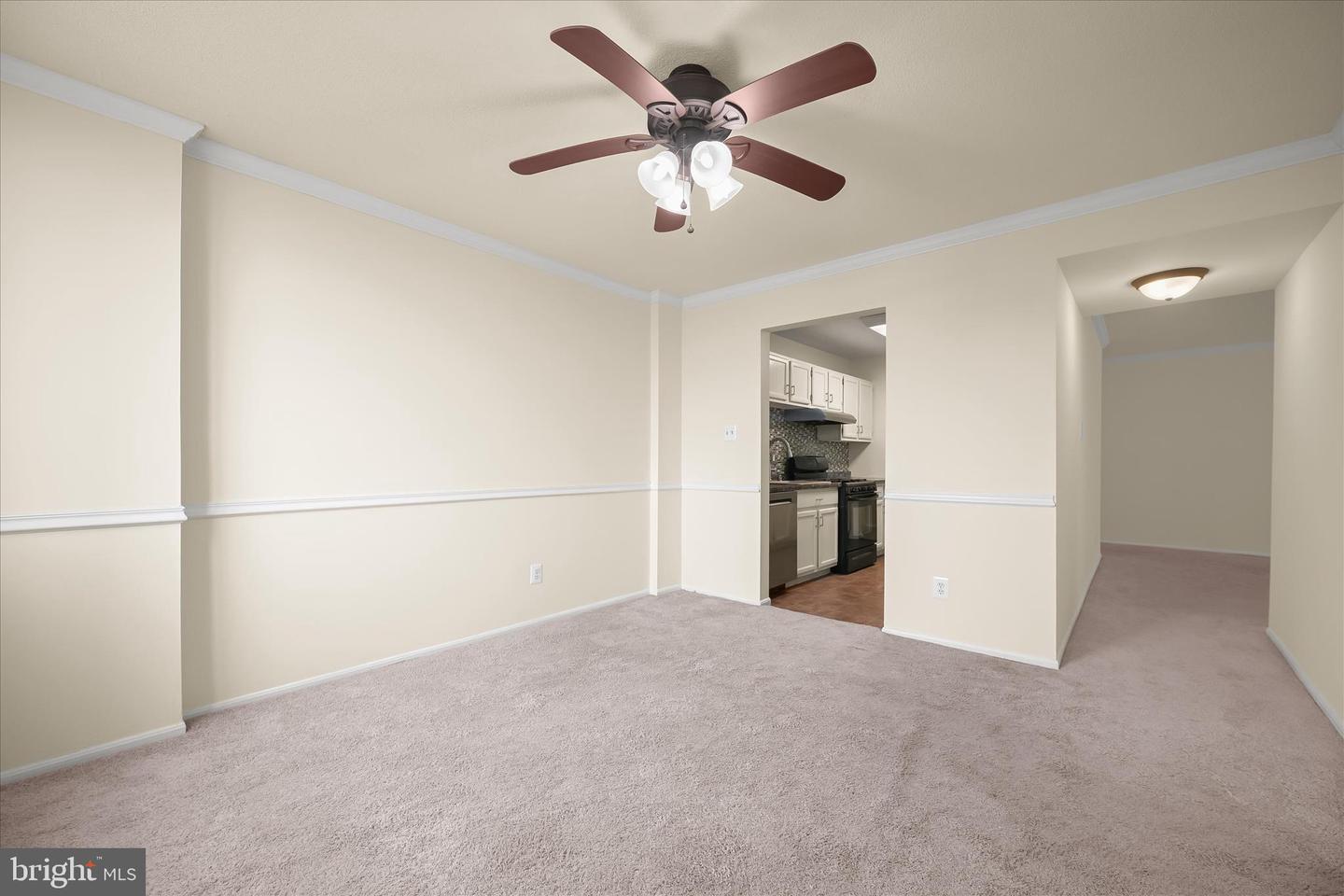 4 Monroe St #4-810 Property Photo 15