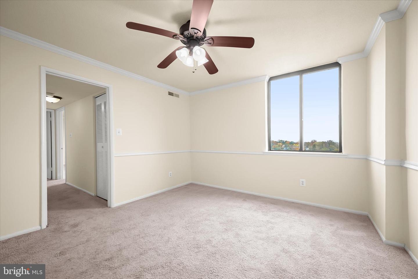 4 Monroe St #4-810 Property Photo 16