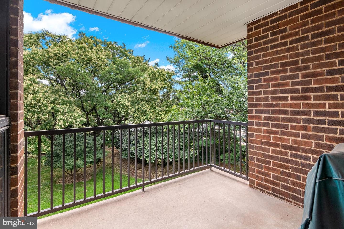 9800 Georgia Ave #25-301 Property Photo 4