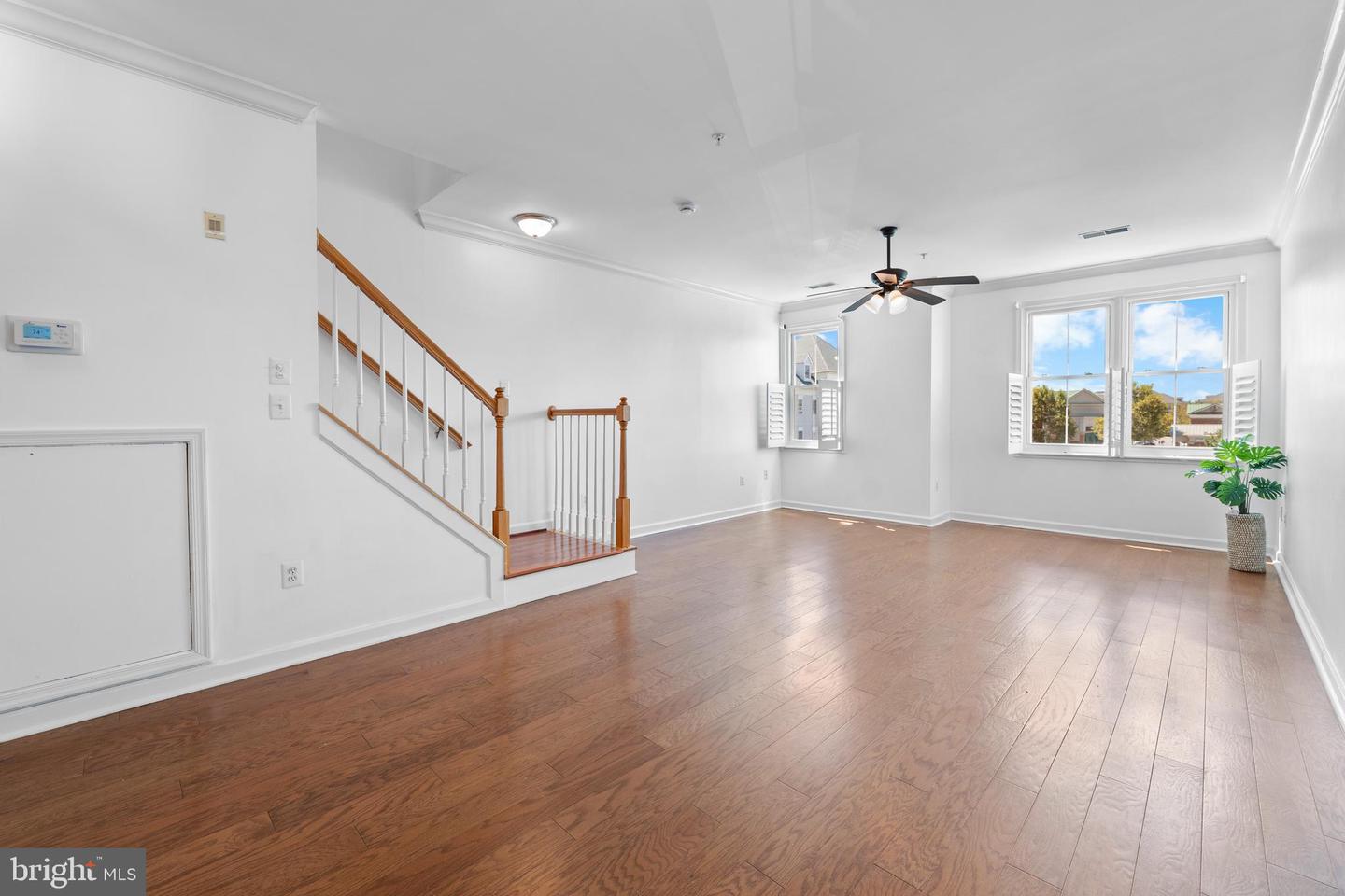 302 King Farm Blvd #30208 Property Photo 6