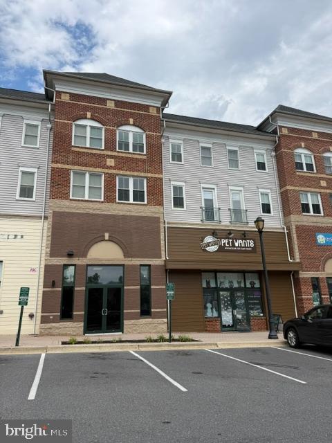 302 King Farm Blvd #30208 Property Photo 29