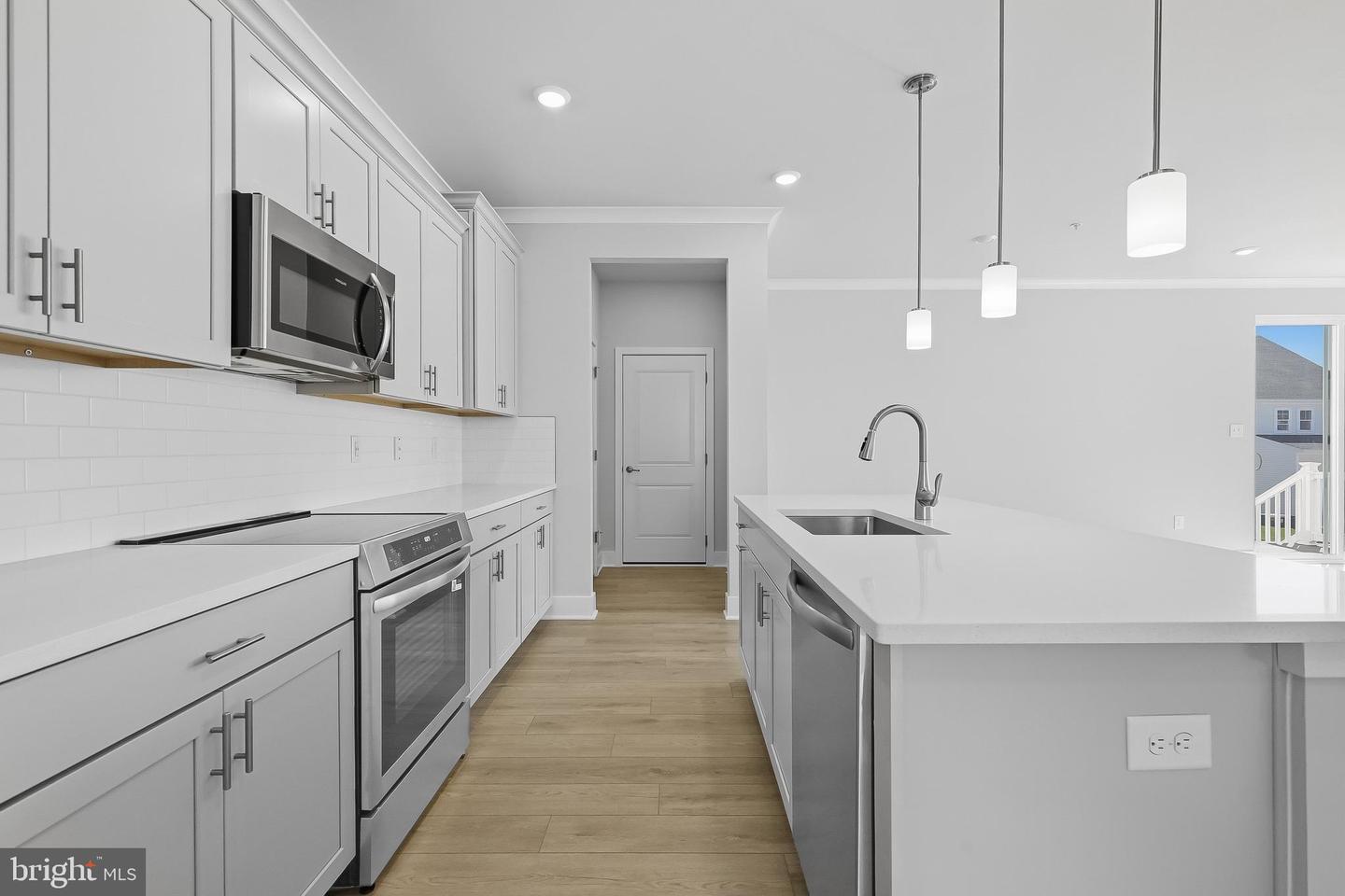 17053 Gathering St Property Photo 11