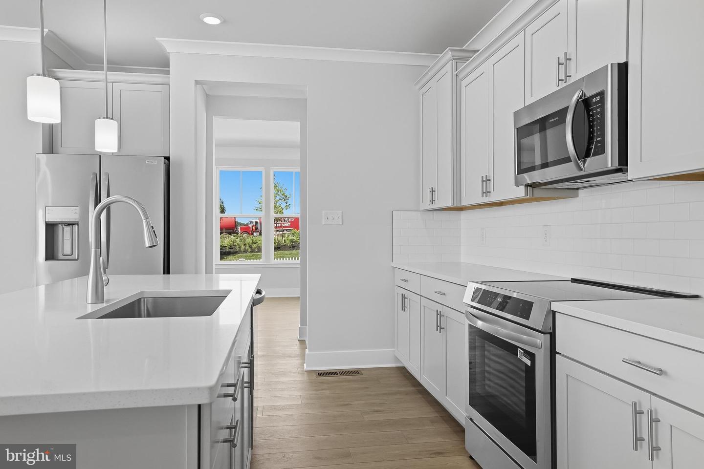 17053 Gathering St Property Photo 12