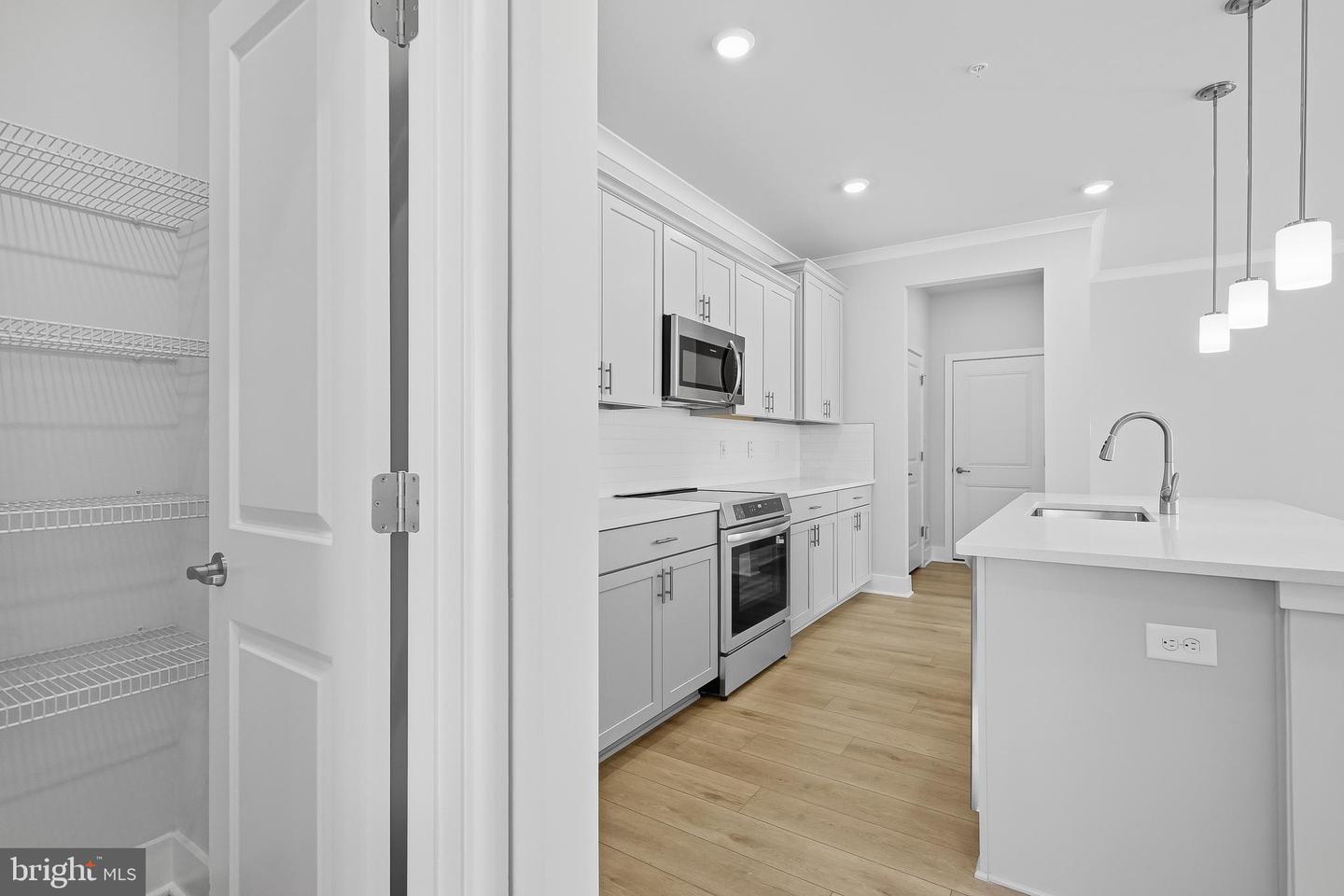 17053 Gathering St Property Photo 15
