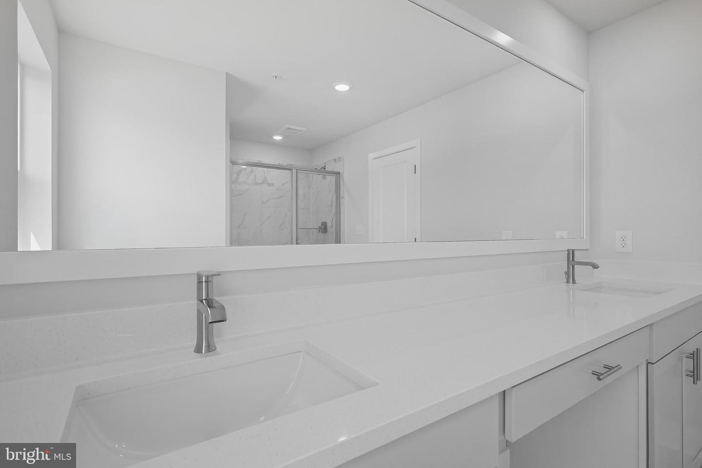 17053 Gathering St Property Photo 22