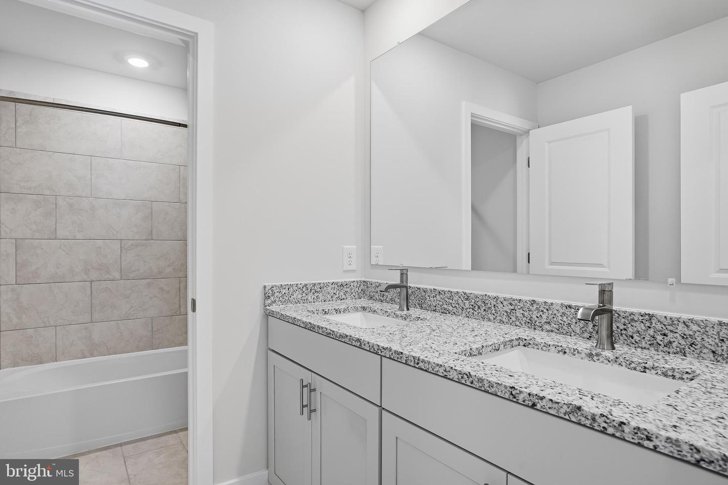 17053 Gathering St Property Photo 26