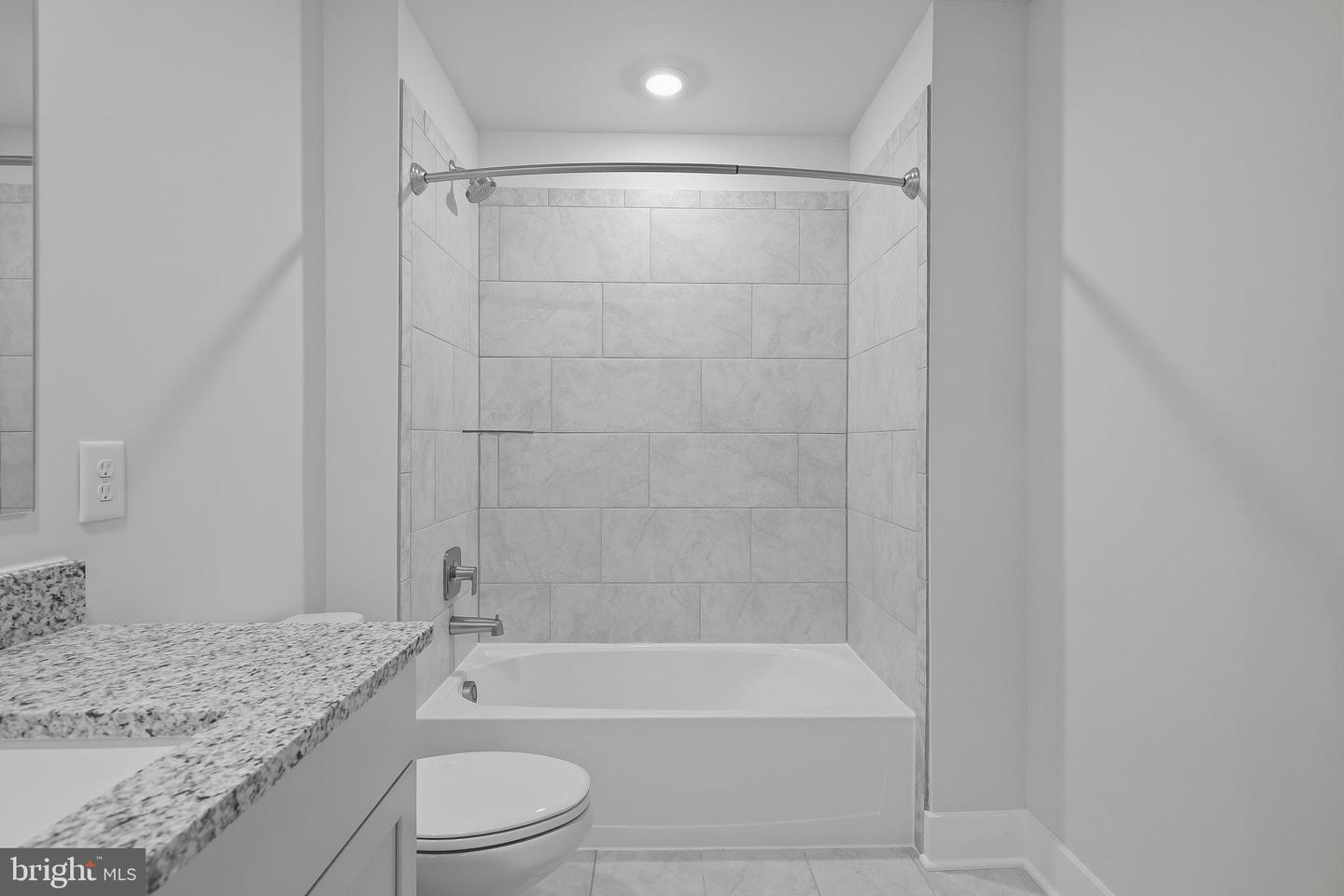 17053 Gathering St Property Photo 30