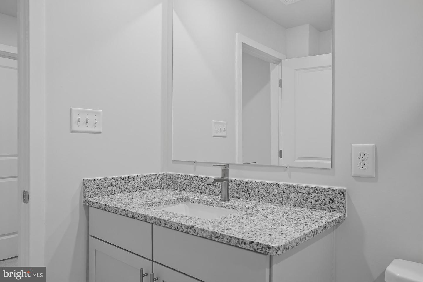 17053 Gathering St Property Photo 31