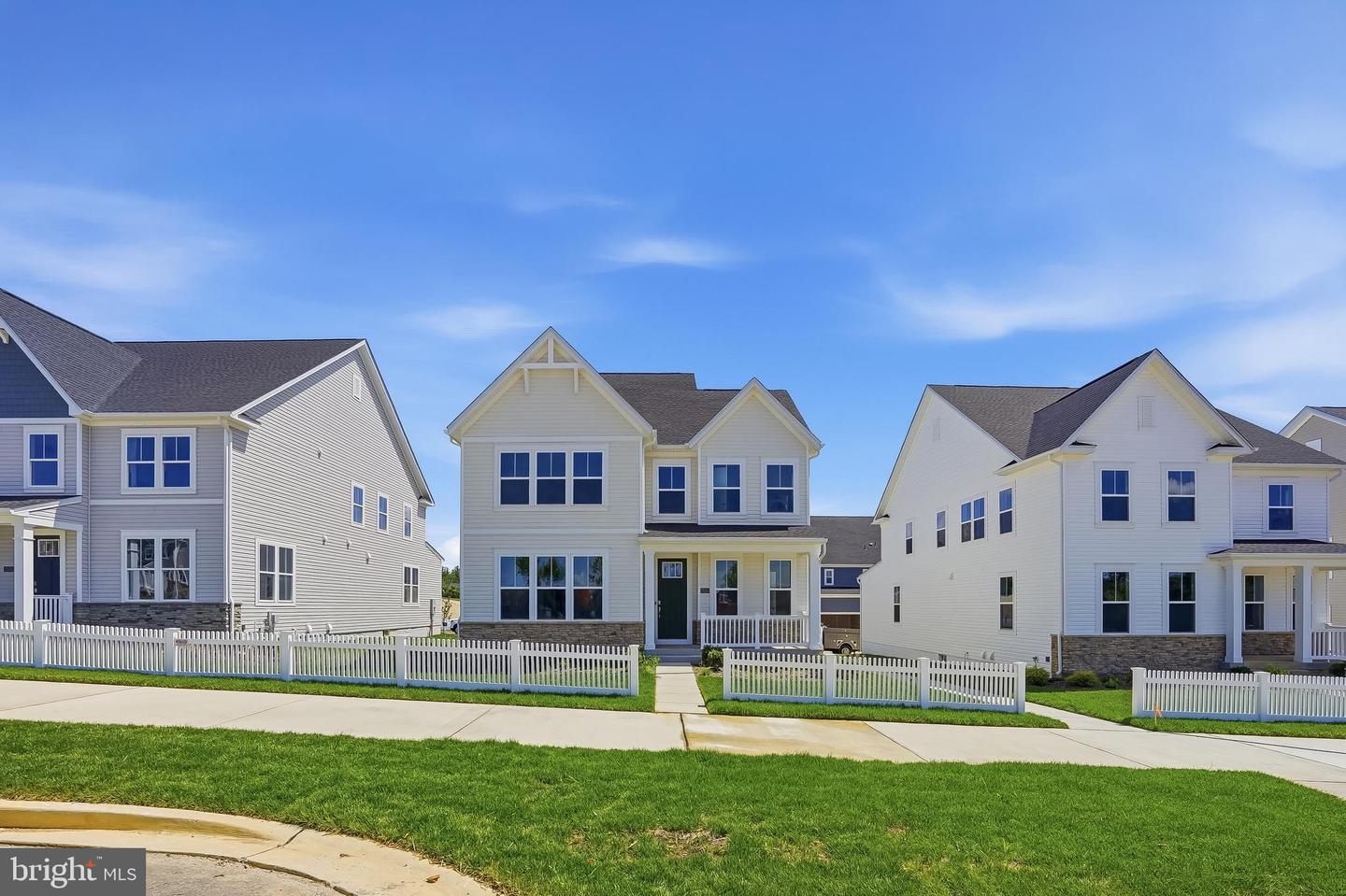 17053 Gathering St Property Photo 42