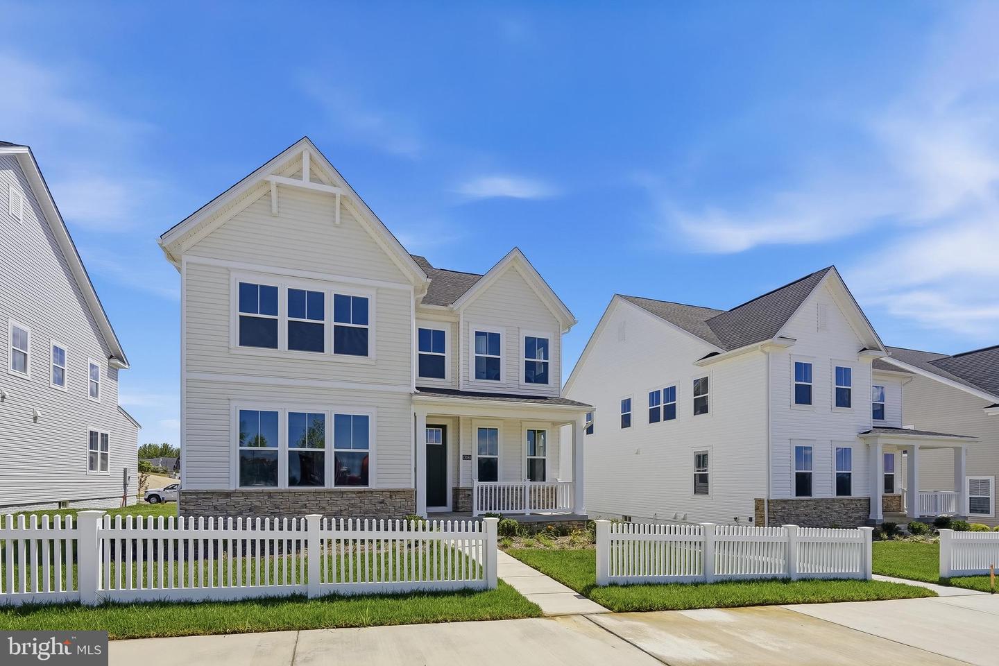 17053 Gathering St Property Photo 43
