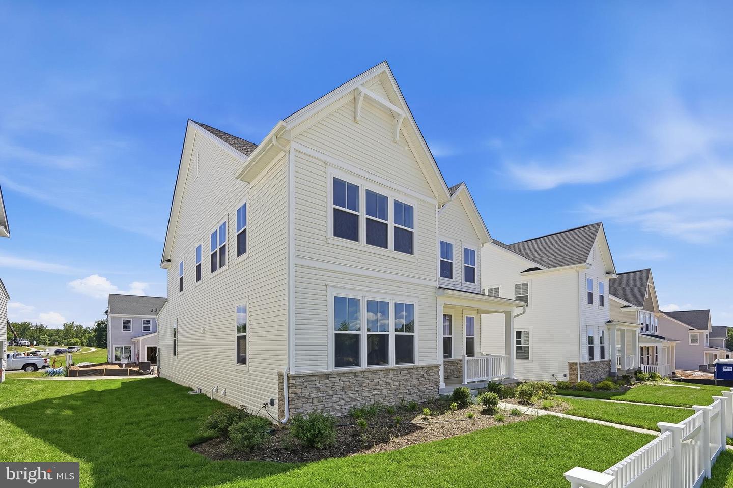 17053 Gathering St Property Photo 44