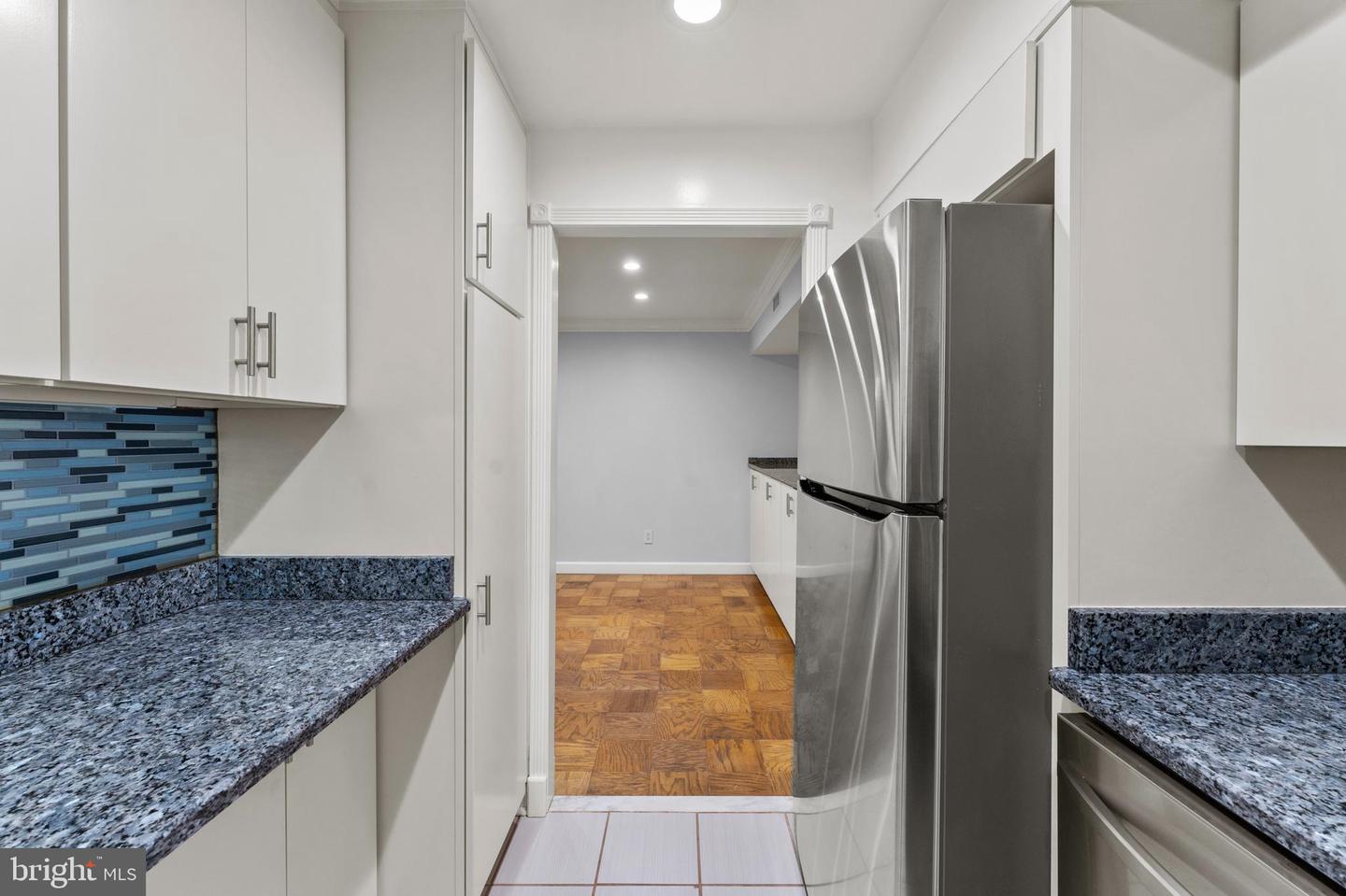 7541 Spring Lake Dr #unit #b-1 Property Photo 12