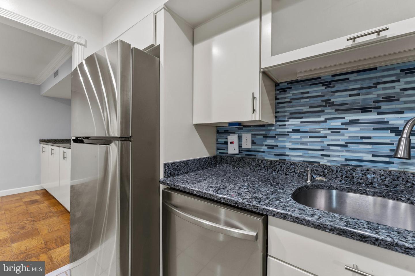 7541 Spring Lake Dr #unit #b-1 Property Photo 13