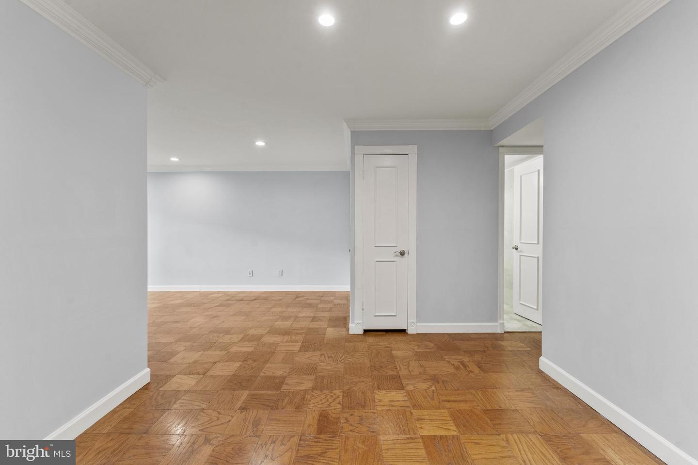7541 Spring Lake Dr #unit #b-1 Property Photo 17