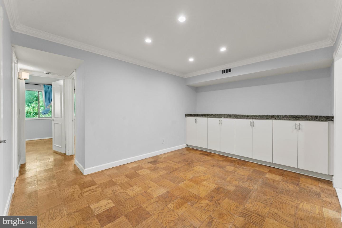 7541 Spring Lake Dr #unit #b-1 Property Photo 22