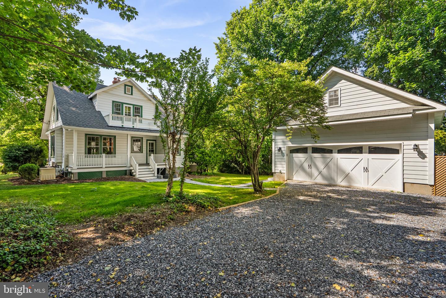 9403 Warren St Property Photo 1