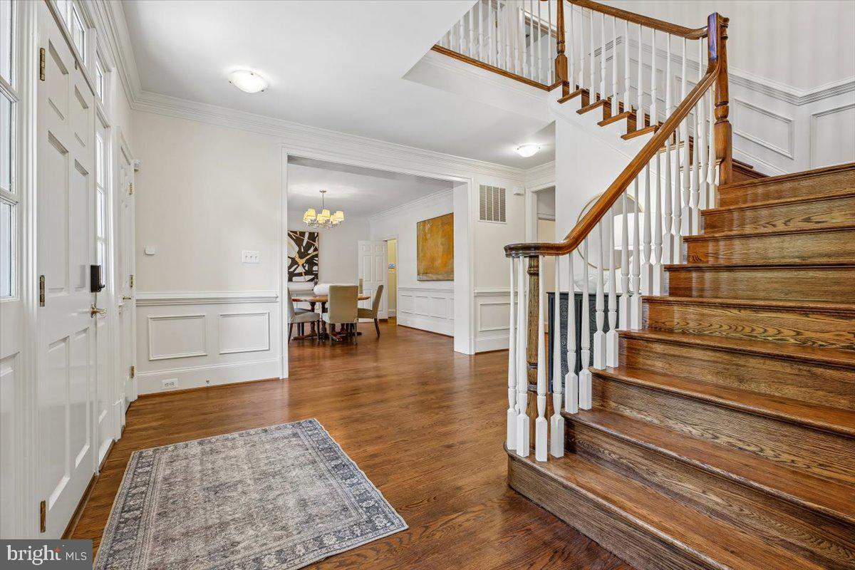 6302 Walhonding Rd Property Photo 5