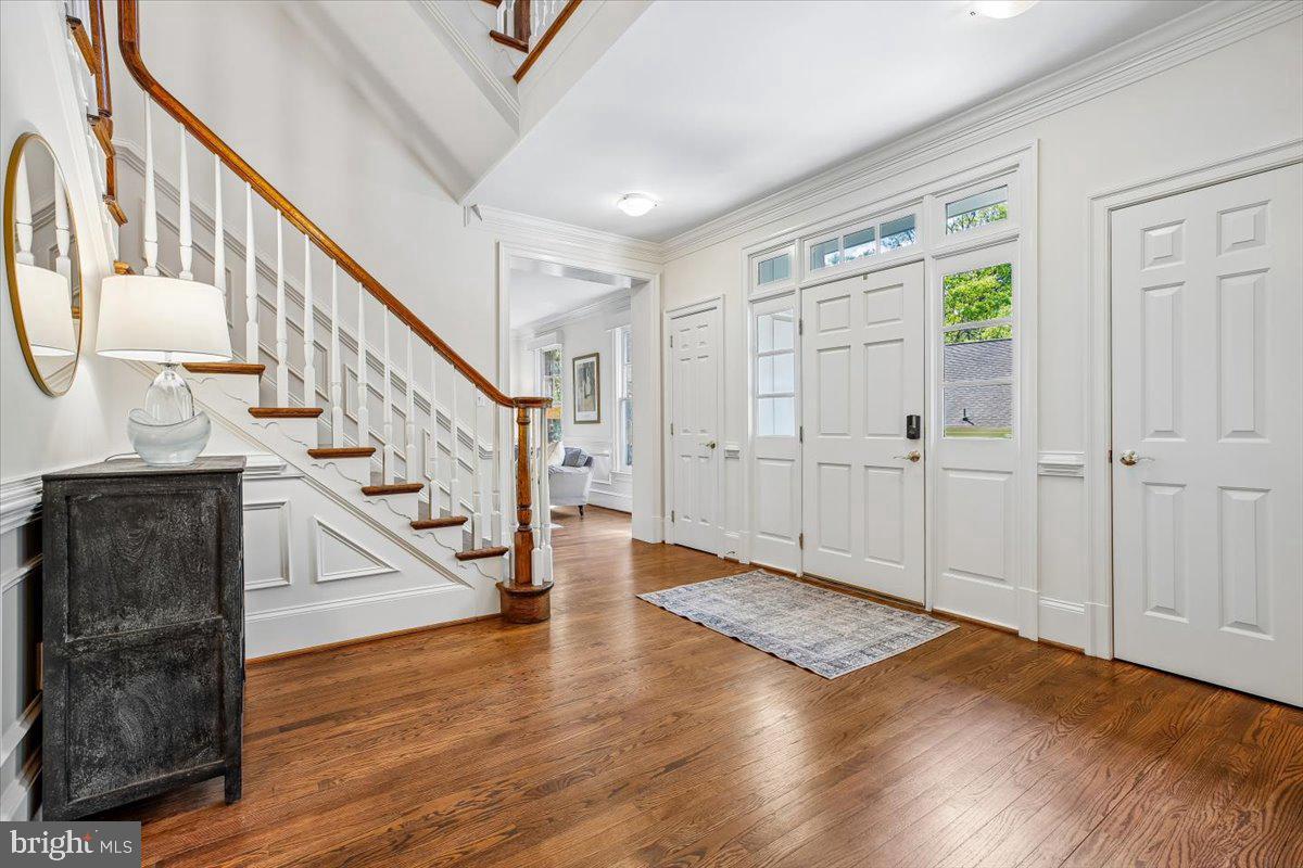 6302 Walhonding Rd Property Photo 8