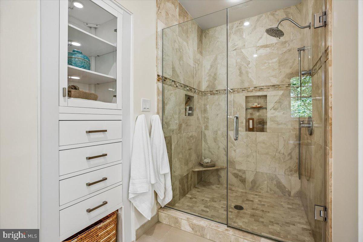6302 Walhonding Rd Property Photo 45
