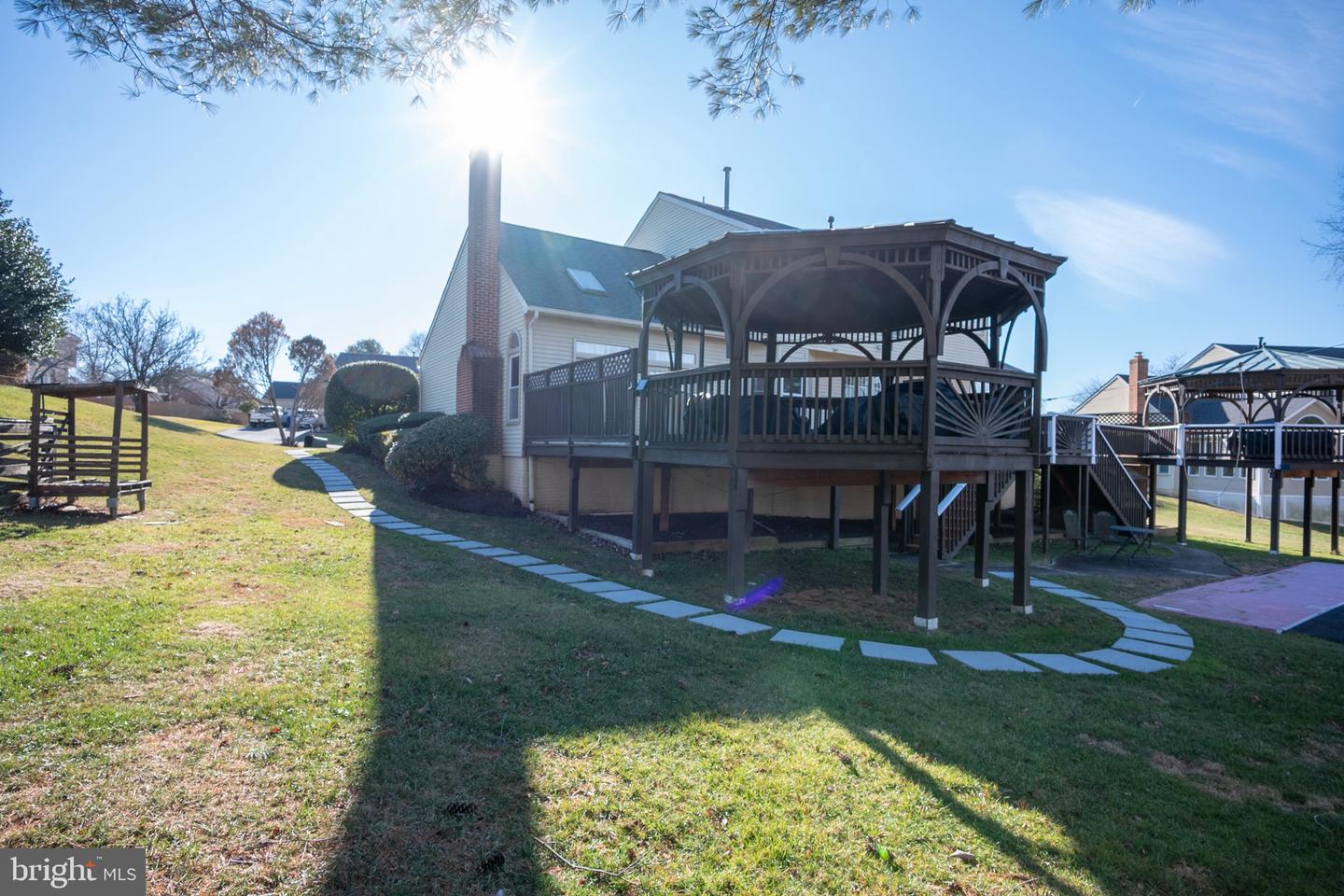 2104 Steuben Way Property Photo 7