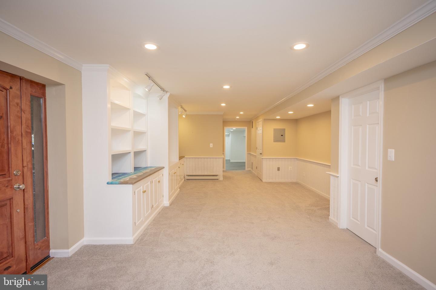2104 Steuben Way Property Photo 10