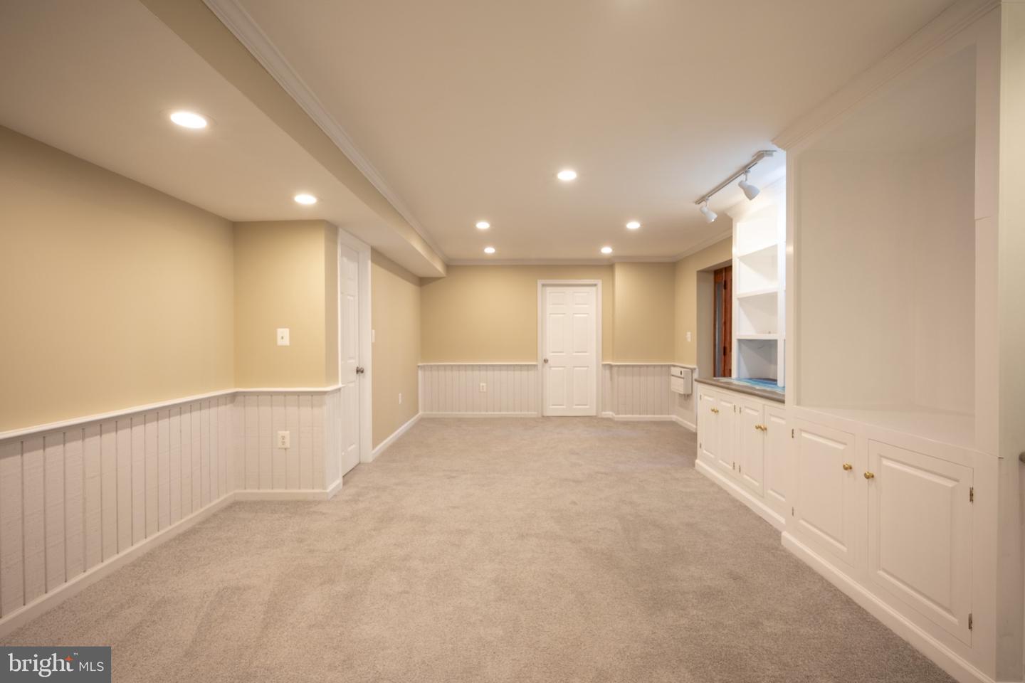 2104 Steuben Way Property Photo 11