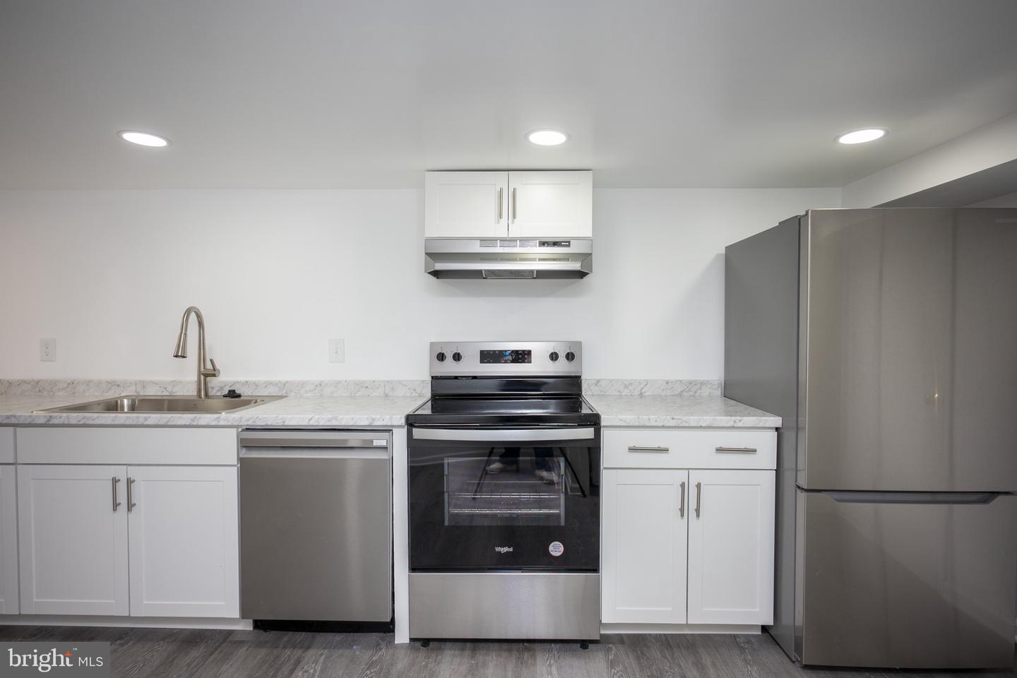 2104 Steuben Way Property Photo 19