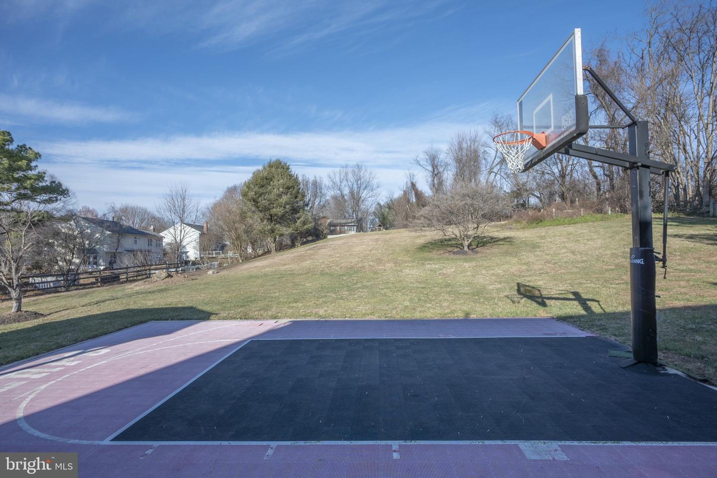 2104 Steuben Way Property Photo 25