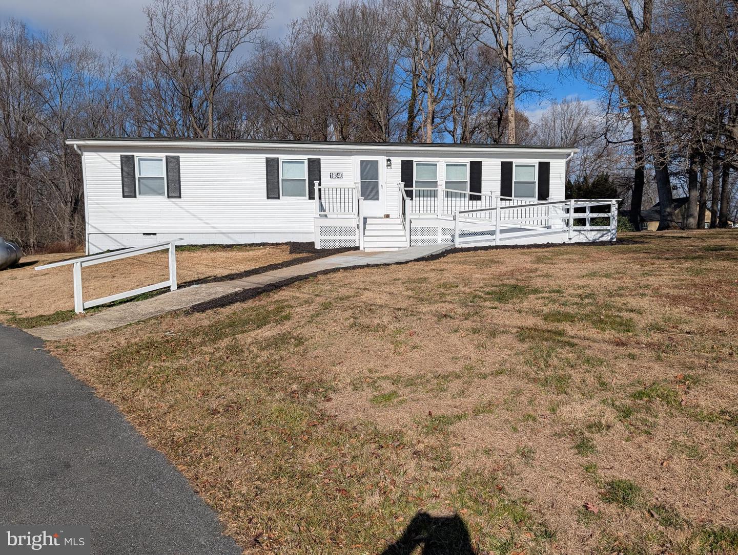 18540 Brooke Rd Property Photo 1