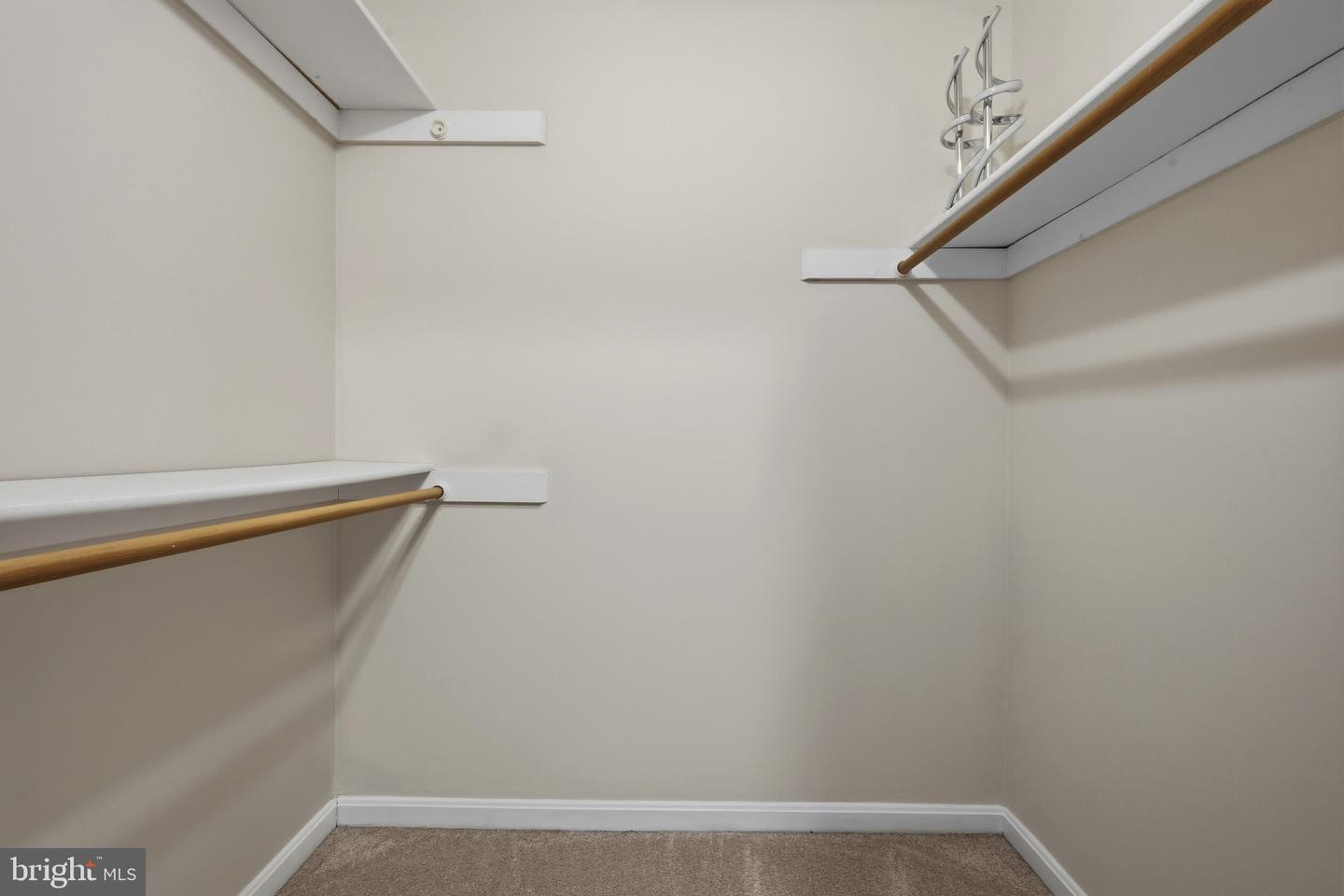 22340 Flintridge Dr Property Photo 38