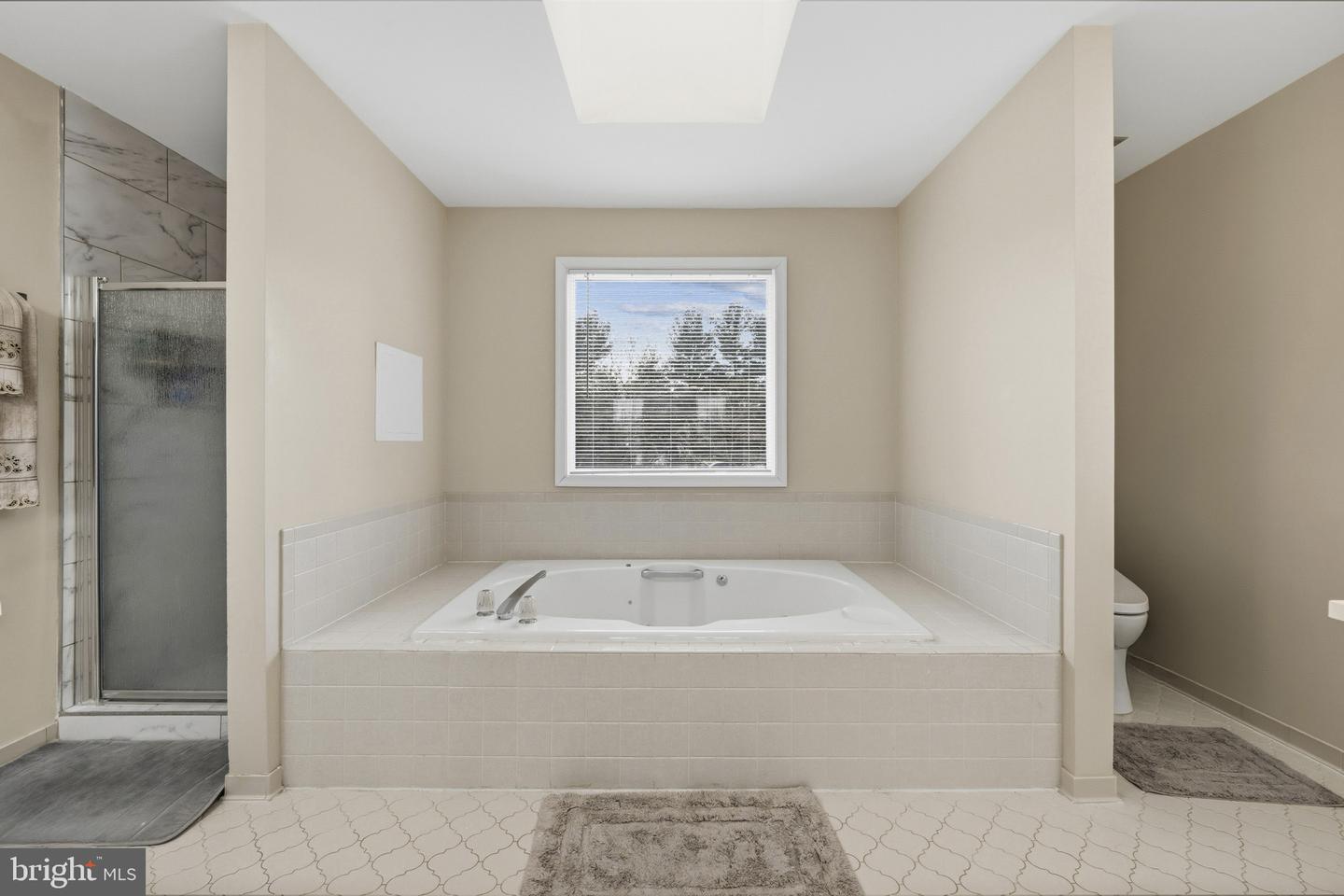 22340 Flintridge Dr Property Photo 40