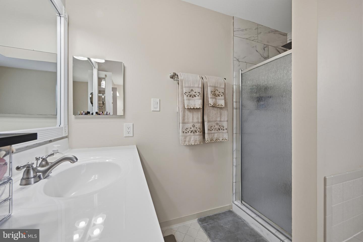 22340 Flintridge Dr Property Photo 41