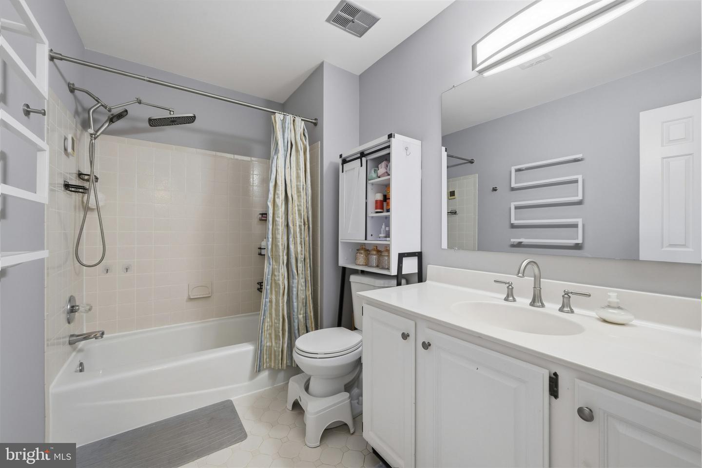 22340 Flintridge Dr Property Photo 48