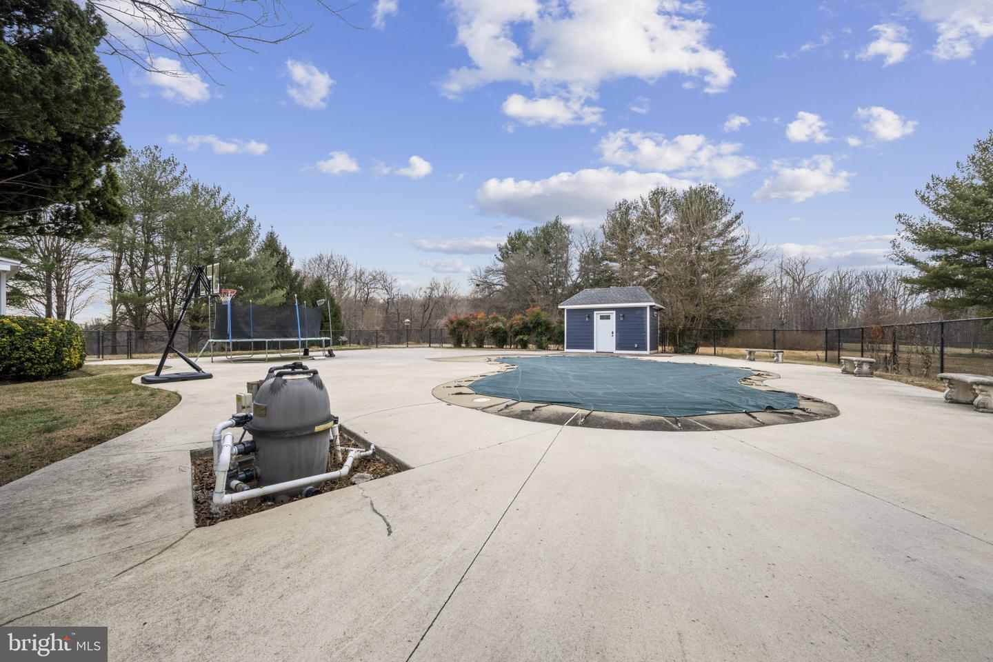 22340 Flintridge Dr Property Photo 56