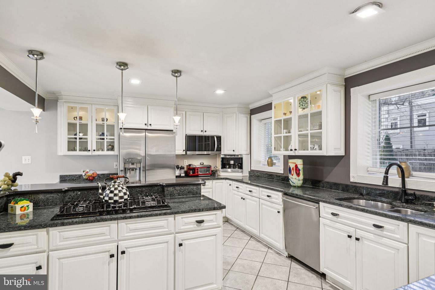 5301 Goldsboro Rd Property Photo 13