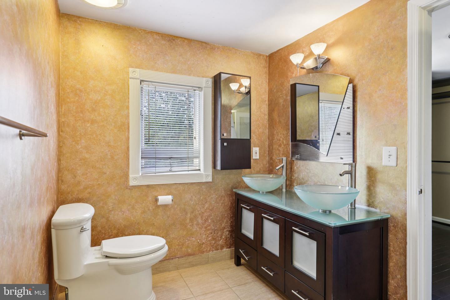5301 Goldsboro Rd Property Photo 48