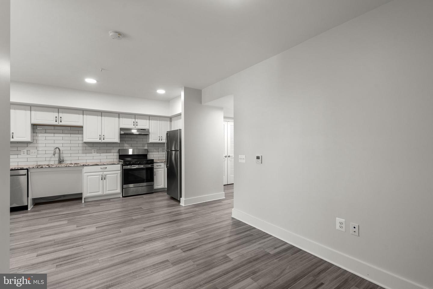 19520 Village Walk Dr #3-101 Property Photo 11