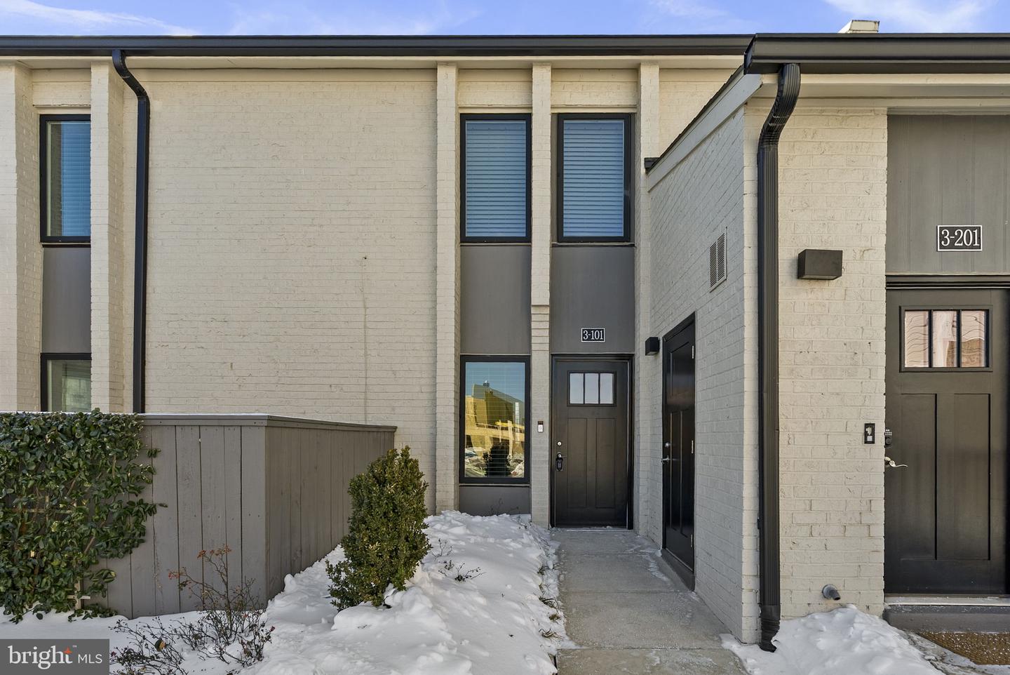 19520 Village Walk Dr #3-101 Property Photo 25
