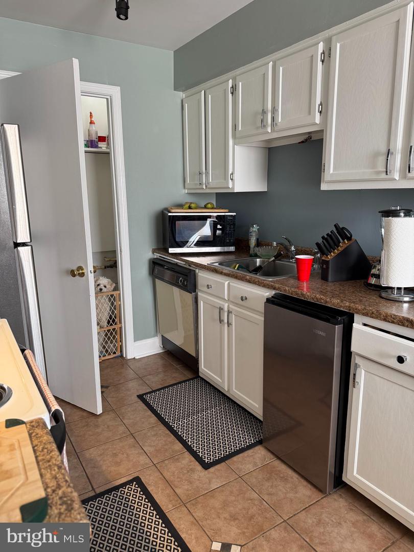 2501 Mcveary Ct #11c-c Property Photo 4
