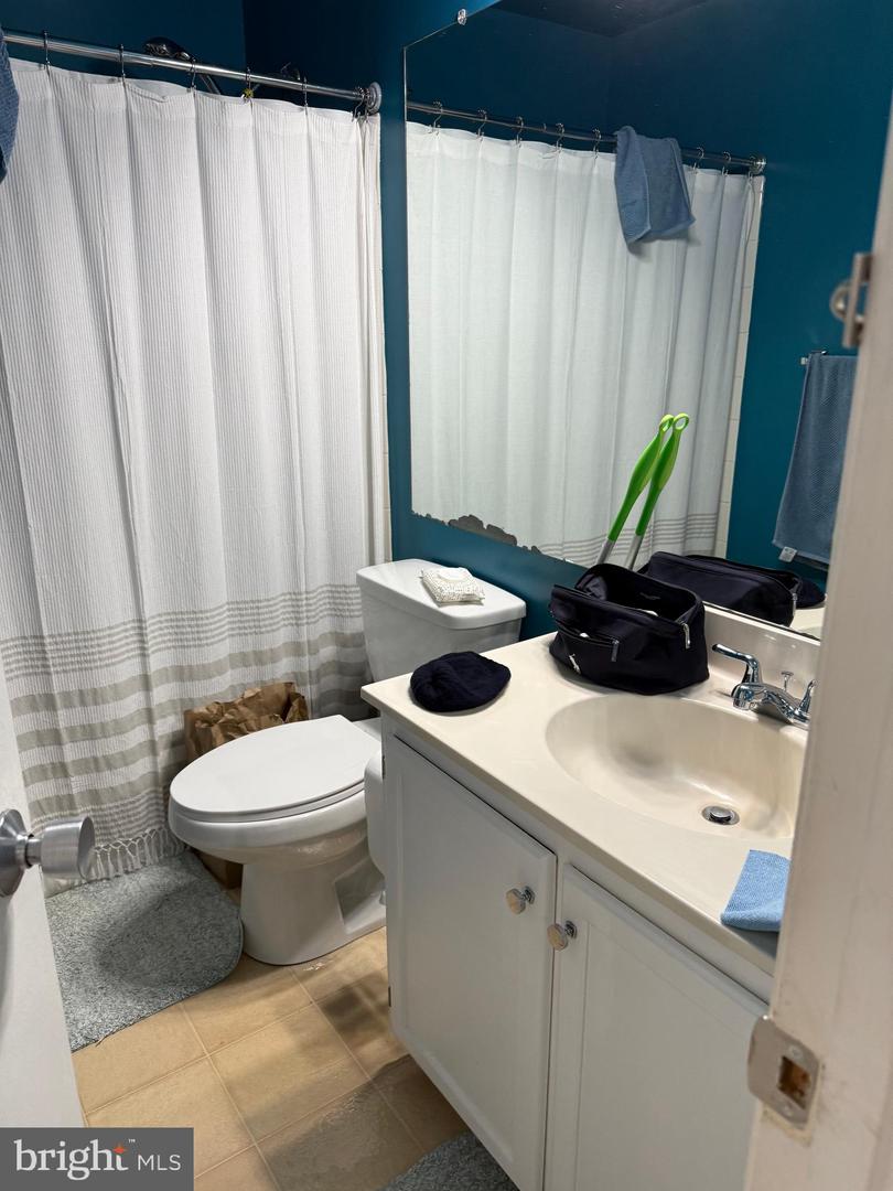 2501 Mcveary Ct #11c-c Property Photo 10